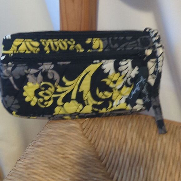 Vera Bradley Set of 2 Baroque Pattern Accessories - Wristlet / Small Makeup Bag - Picture 5 of 5